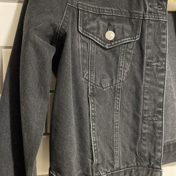 Top Shop black denim jacket. New with tags - Picture 3 of 4